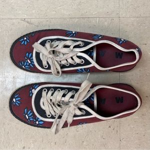 Marni maroon canvas shoes with blue flowers